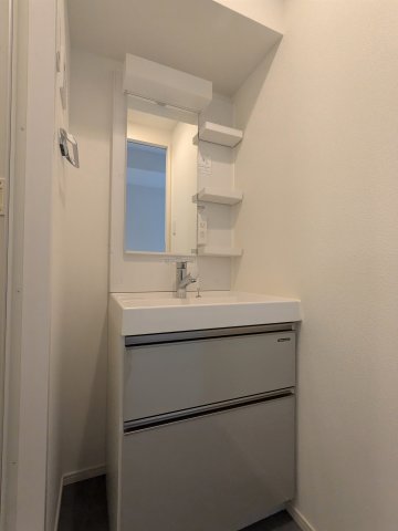 ハーモニーレジデンスグローバルキャピタル1301号室 洗面