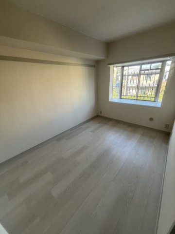 パティオ鵠沼0303号室 リビング