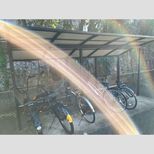 パインヒル鵠沼 駐輪場