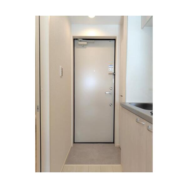 グランレジデンス202号室 玄関