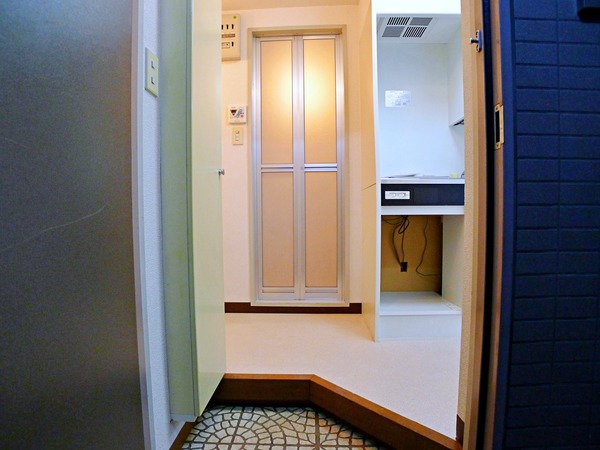 南橋本レジデンス502号室 玄関