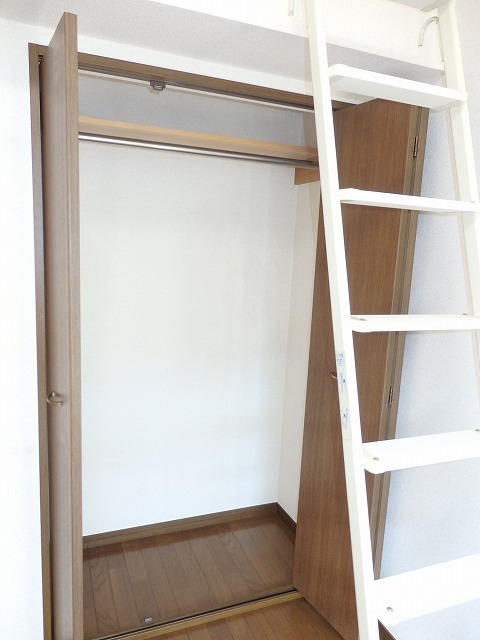 グランヴィラ２(K-107)2階 収納