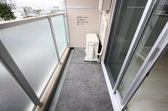 LIMERESIDENCE KITAMATSUDO バルコニー