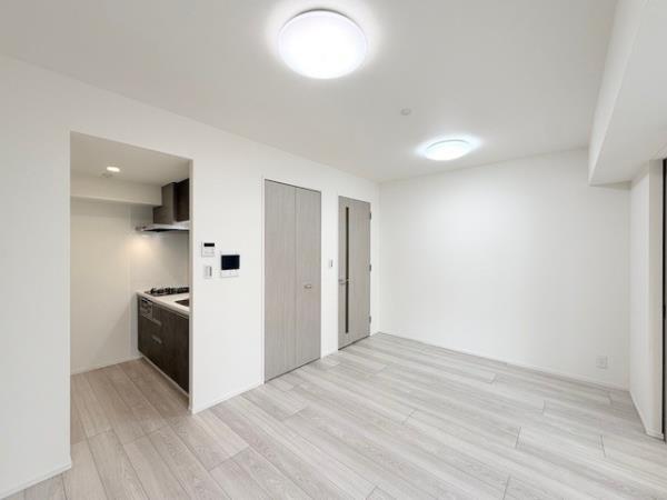 エレミ本蓮沼3階 リビング