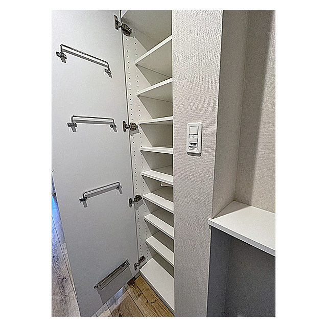 ルクレ高円寺アジールコート0703号室 玄関脇