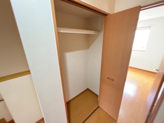 ション　ドゥ　ソレイユ 収納