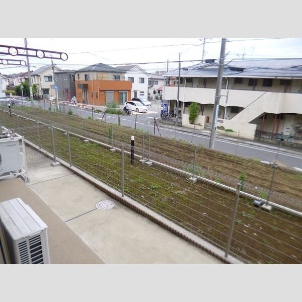 フルール　ポワール106号室 専用庭