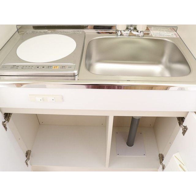 ラ・フロール鶴巻南102号室 キッチン