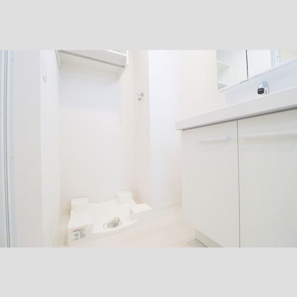 レジデンスマルニ 洗面室