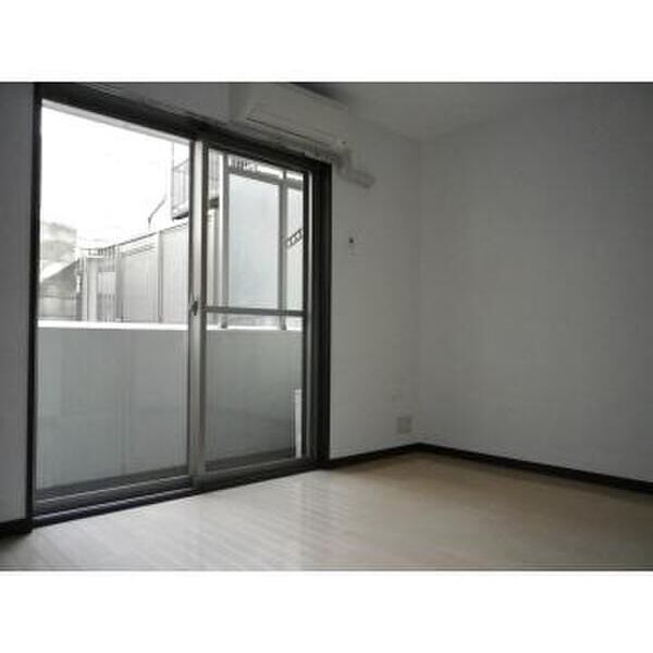 ハーモニアスコート リビング