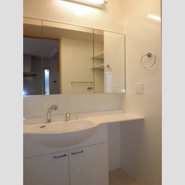 ファインメゾン ☆★ 102号 洗髪洗面化粧台 ☆★