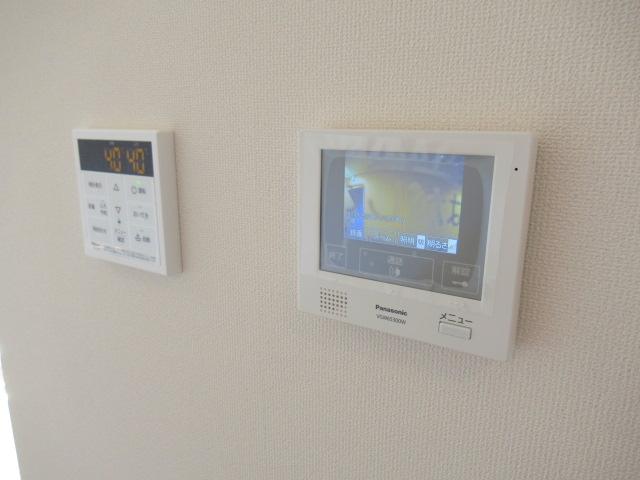 イーストガーデン TVモニターホン