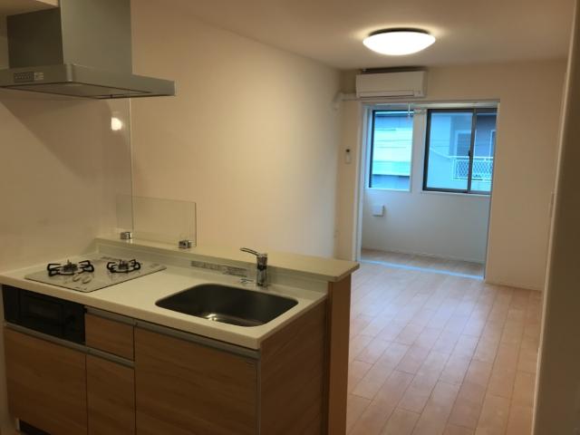 ルアナ201号室 リビング