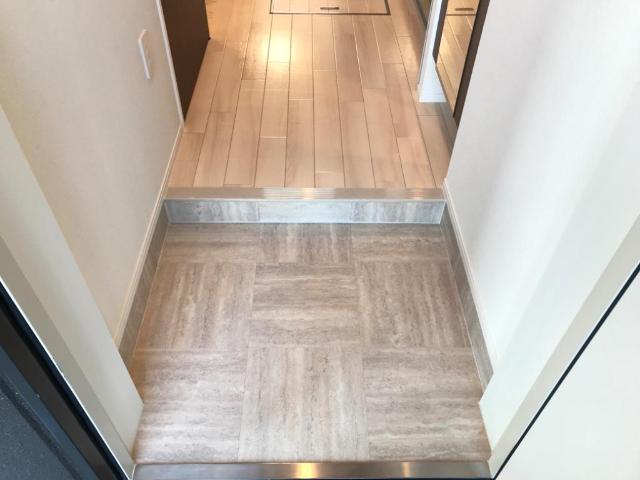 グランテゾーロ208号室 玄関（イメージ）