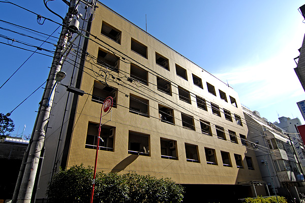 レジディア新宿イースト2階 外観