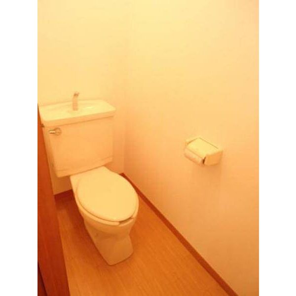 エイティーンハイツ トイレ