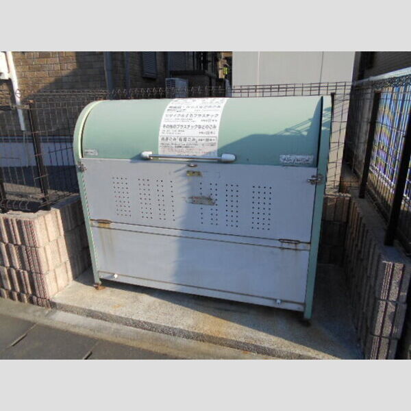 エミネンス上本郷 ゴミ箱