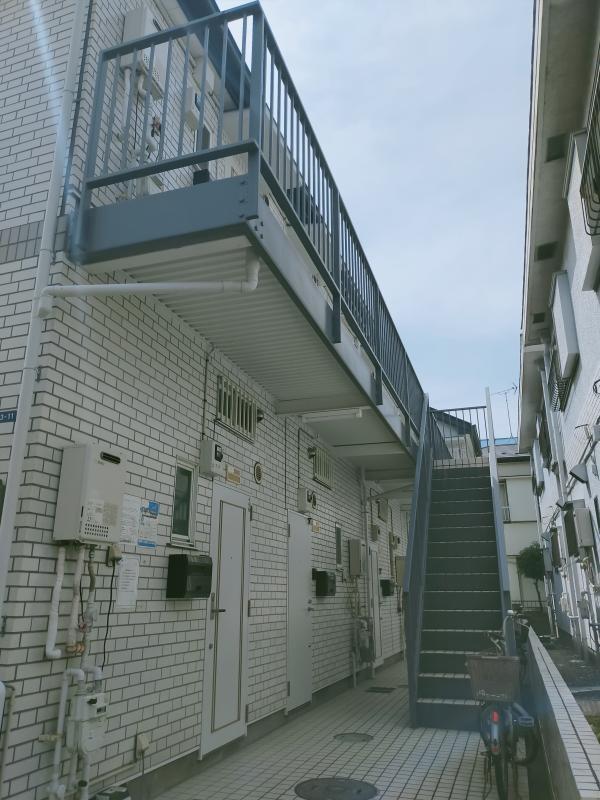 ローズアパートＦ－１５(F-015) エントランス