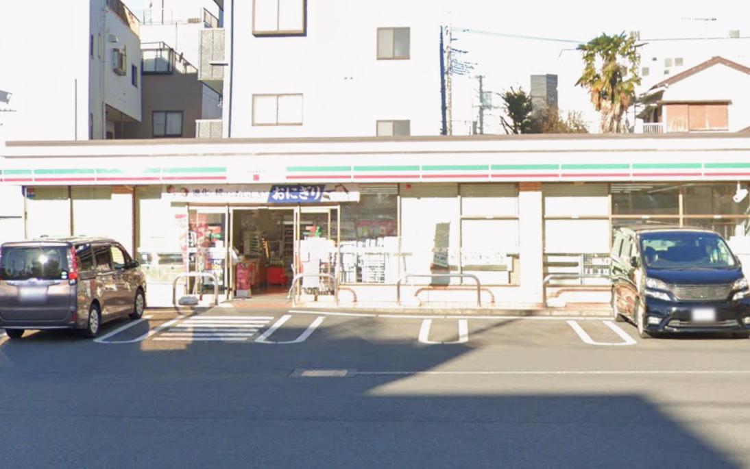 カーサエイル 【コンビニエンスストア】セブンイレブン 伊勢原1丁目店まで299ｍ