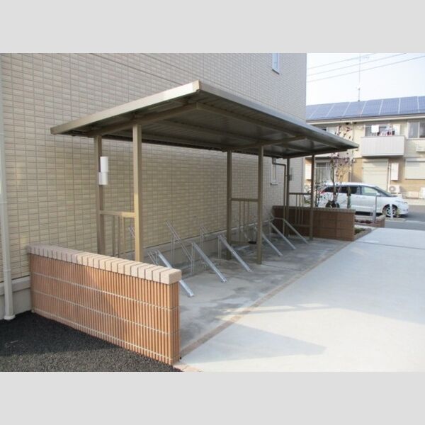 プチクールⅢ・Ⅴ　Ⅴ201号室 駐輪場