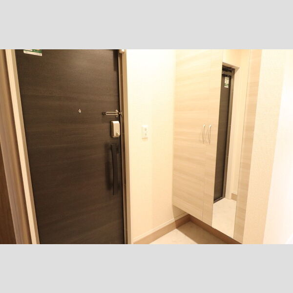 ピュアハイム大倉山106号室 玄関