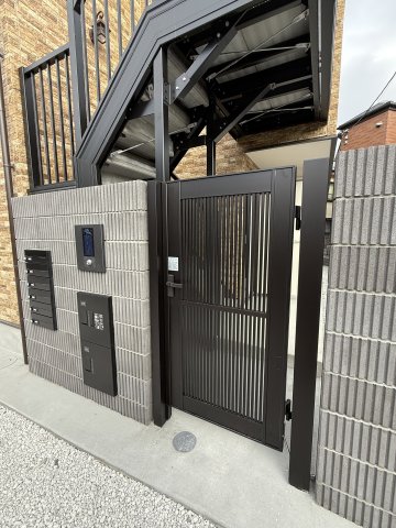 アクアリーヴ東海岸203号室 エントランス