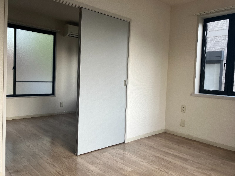 エーリ･パル2階 別部屋の参考写真