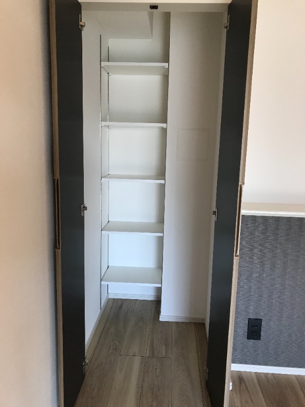 旭 Building3階 収納