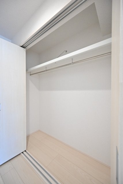 エルミ上落合2階 収納