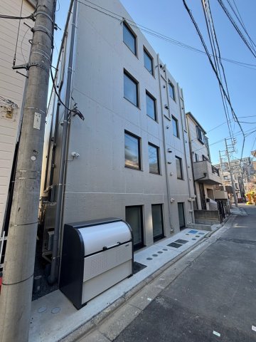 ホワイトセラス103号室 外観