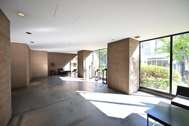 Terrazza Est702号室 エントランス