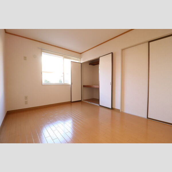 ファーストヴューラ十一番館105号室 洋室