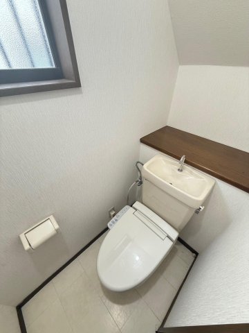 西区指扇戸建て トイレ