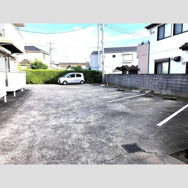 ファーストシティ君塚　G 駐車場