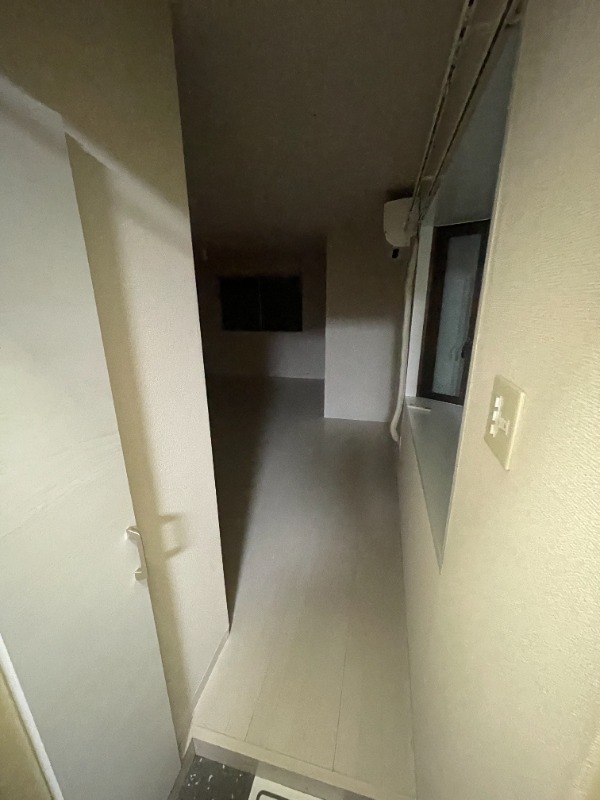 クロノス東寺尾 玄関