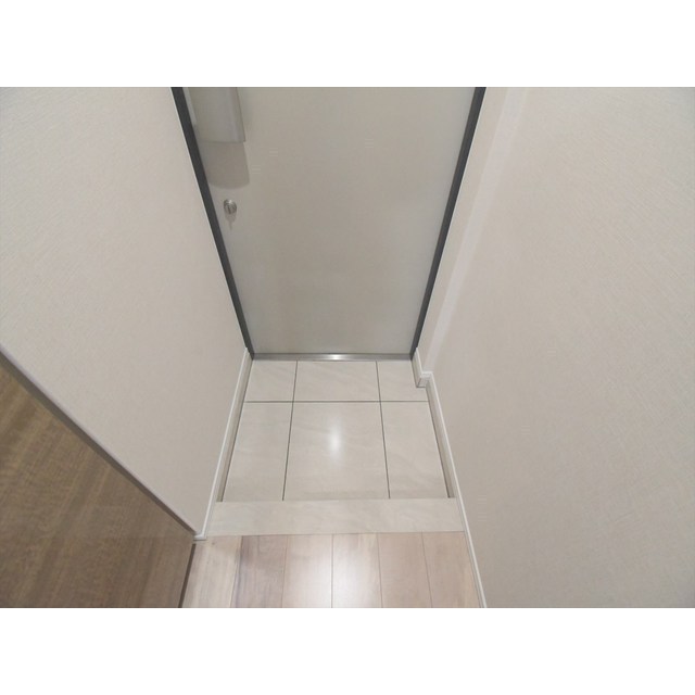 ＳＱＵＡＲＥ　ＣＩＴＹ　ＫＡＮＡＭＡＣＨＩ0204号室 同建物別部屋の参考画像