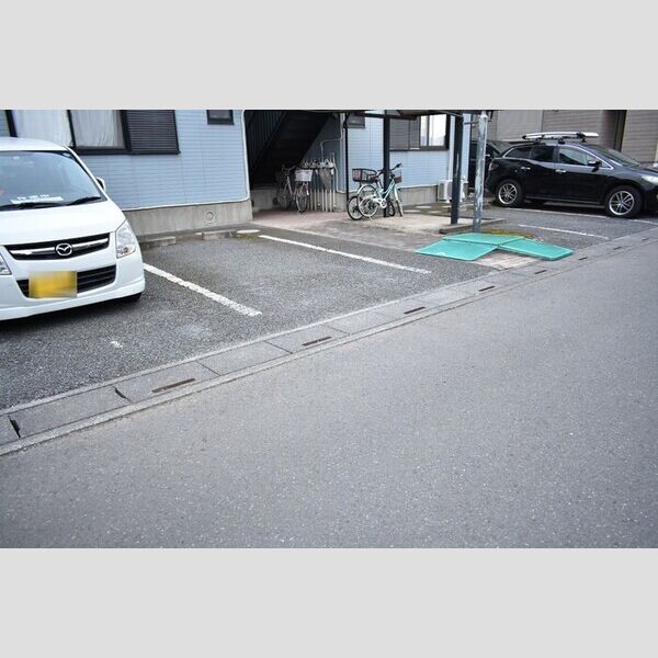 レクサス 駐車場