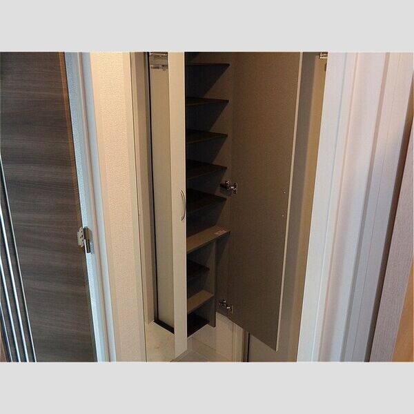 アセットさち103号室 シューズBOX