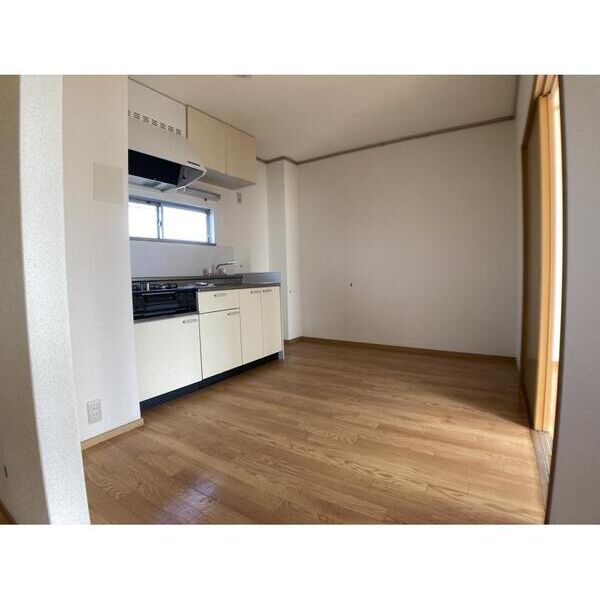 エステート松木 リビング