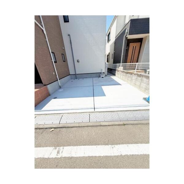 福生市南田園3丁目戸建 駐車場