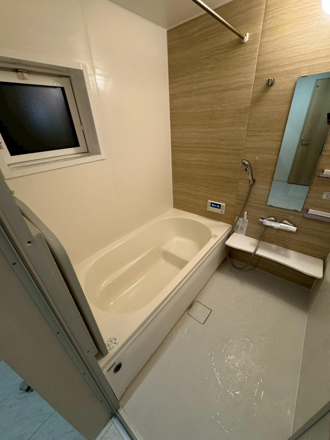 シーズライクガーデン大宮寿能 1616のゆったりバス