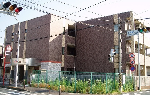 グラテース 外観