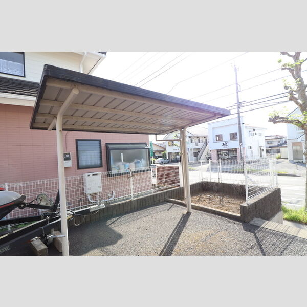 メゾンアベニュー 駐輪場