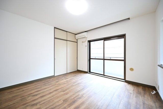 ヒズ・コープ1階 部屋その他
