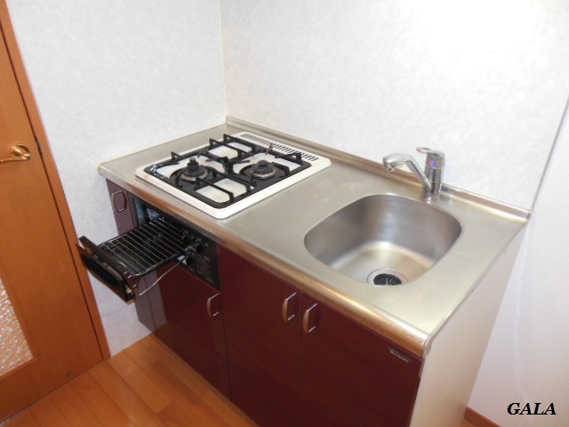 グランド・ガーラ横浜関内 グリル付きキッチン