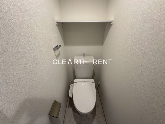 コンシェリア横濱山手 ＴＨＥ ＲＥＳＩＤＥＮＣＥ1階 清潔感のあるシャワートイレ