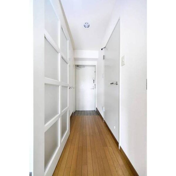 ナウトピア 玄関