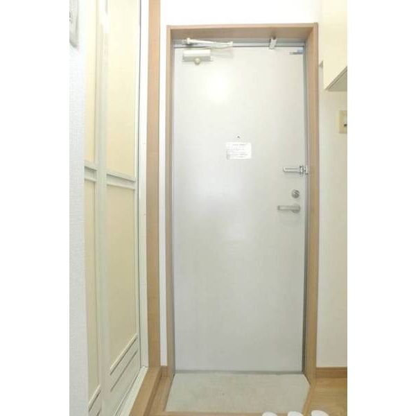 フェリスアストル 玄関