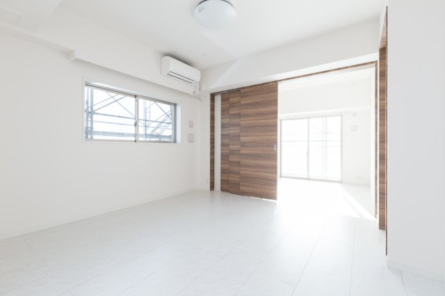 SYNEX UENO-MATSUGAYA ※同タイプ参考写真です（カラータイプが異なる場合がございます）