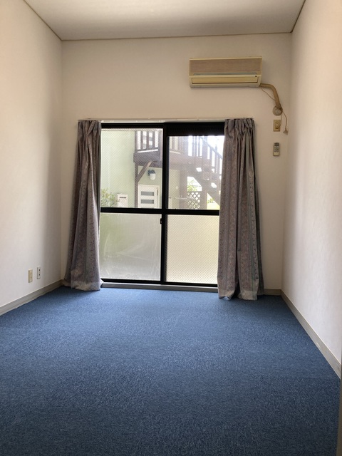 サファイアマンション103号室 エアコン1台付き